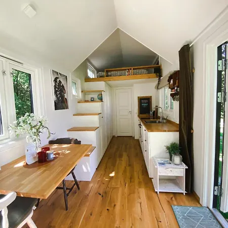 Дом отдыха Tiny House - Idyllic